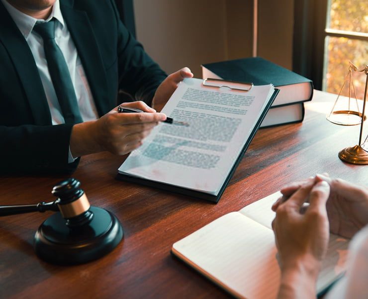 Contractul de ipotecă imobiliară la notar – cum funcționează garanția și ce trebuie să știi înainte de semnare